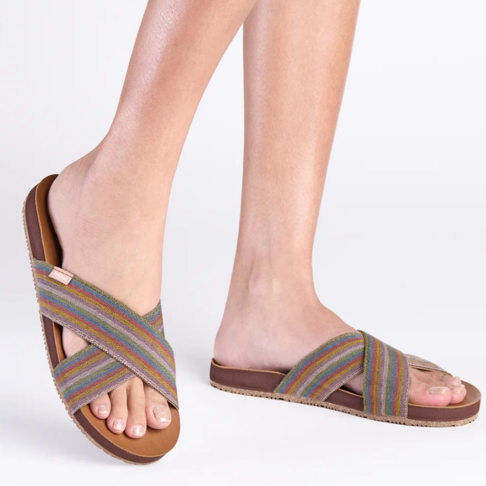 Women’s Zensole Cascades Paradise slip on shoes 10